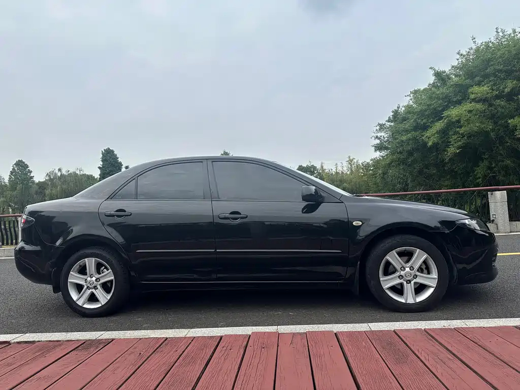MAZDA 6 2010