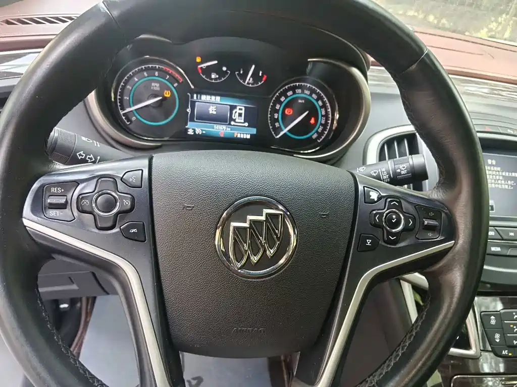 BUICK LACROSSE 2016