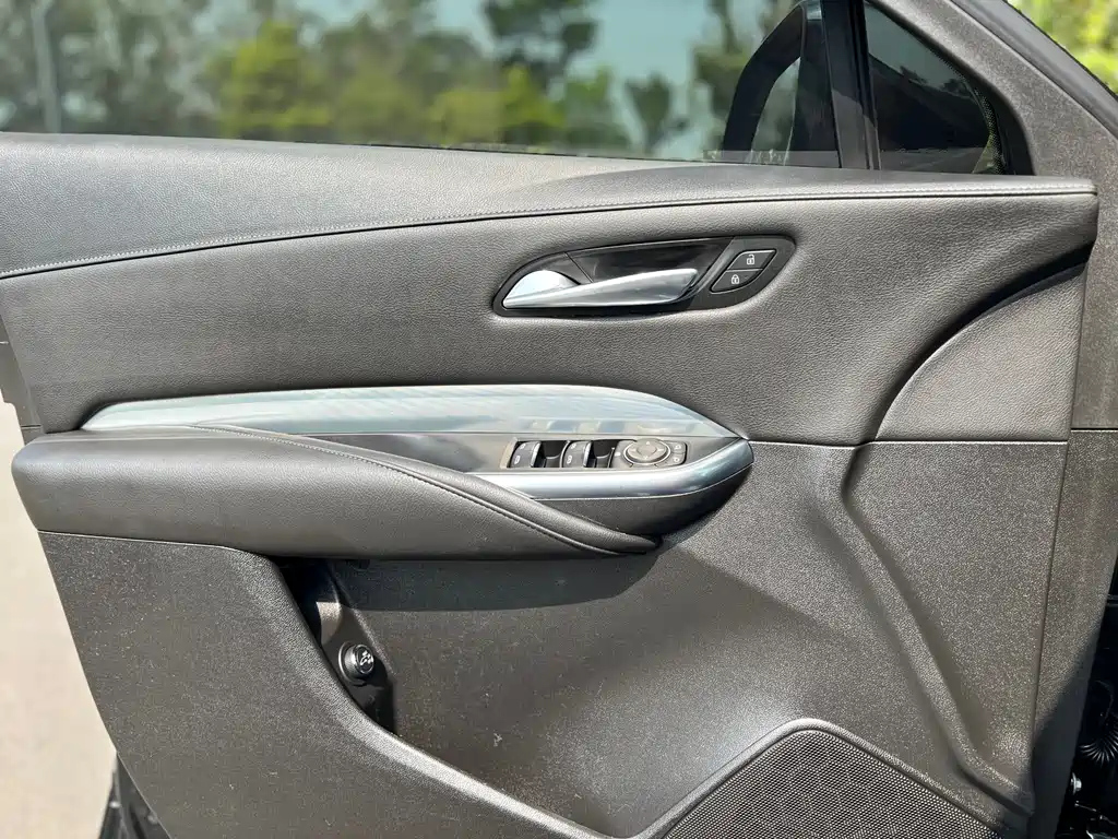 CADILLAC XT4 2020