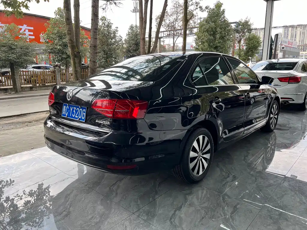 VOLKSWAGEN SAGITAR 2018
