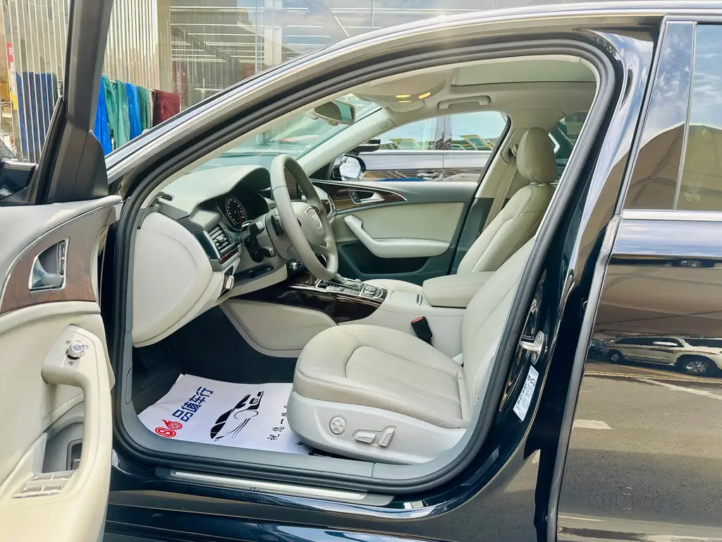 AUDI A6L 2012