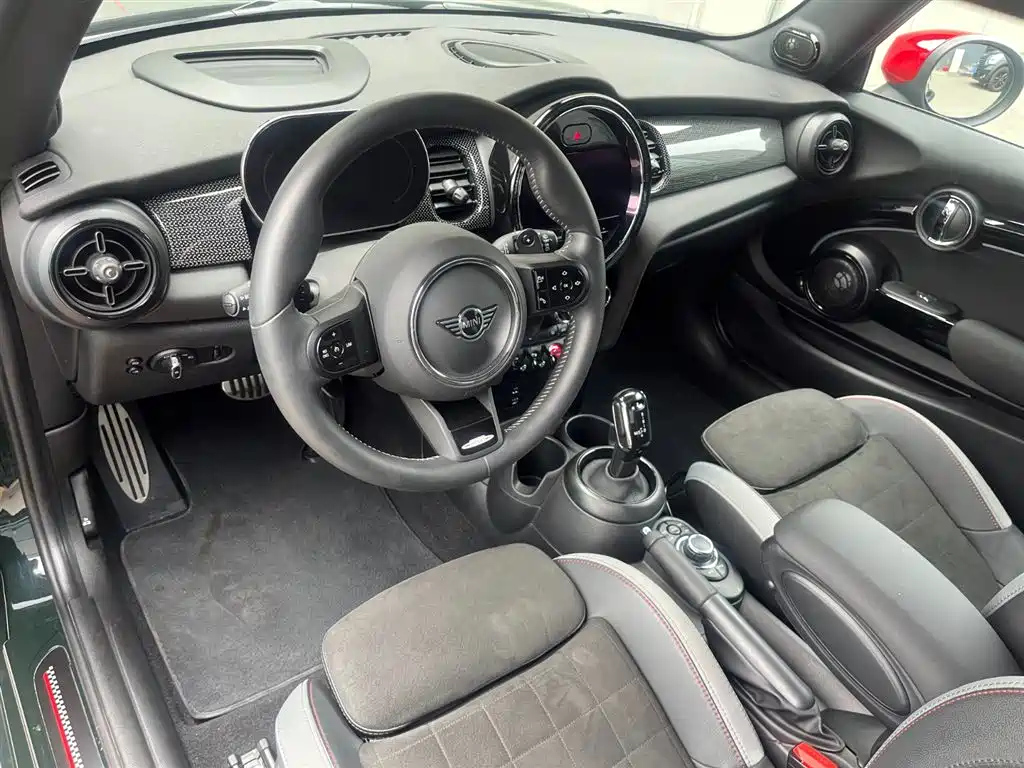 MINI JCW 2021