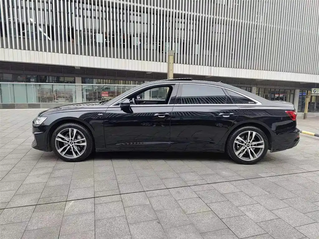 AUDI A6L 2021