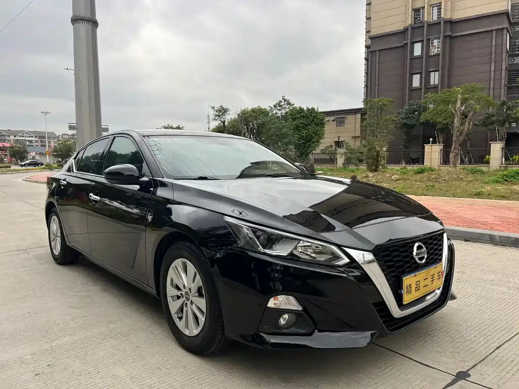 NISSAN TEANA 2021
