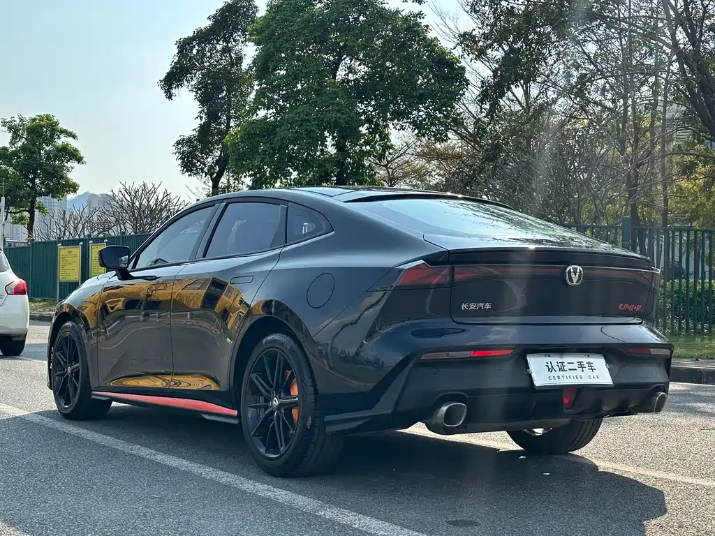 CHANGAN UNI-V 2023