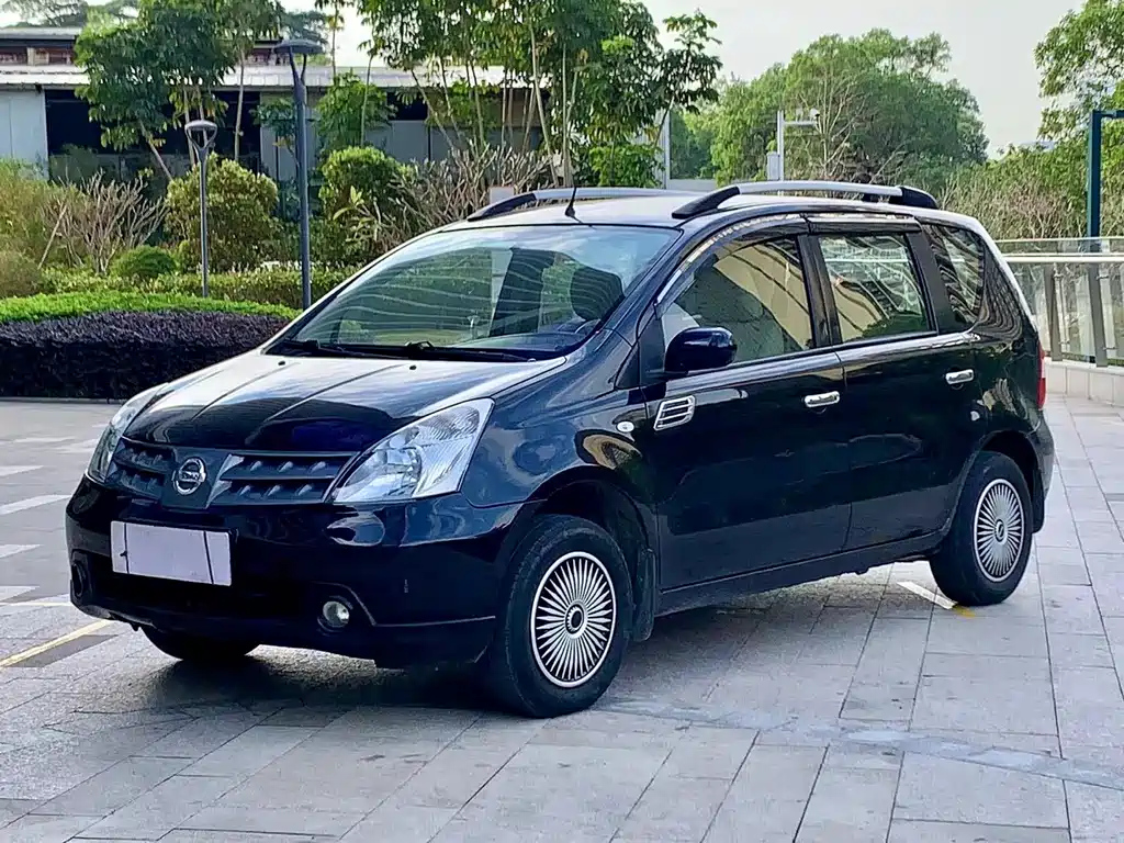 Аукционный лист NISSAN LIVINA 2009