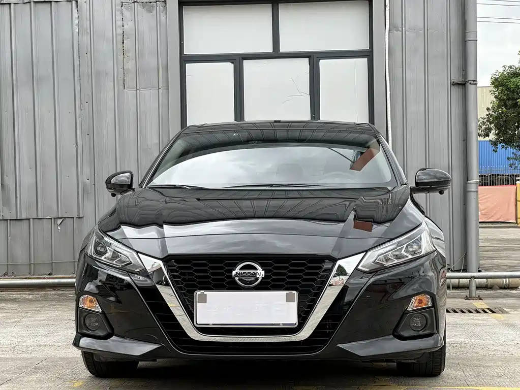 NISSAN TEANA 2021