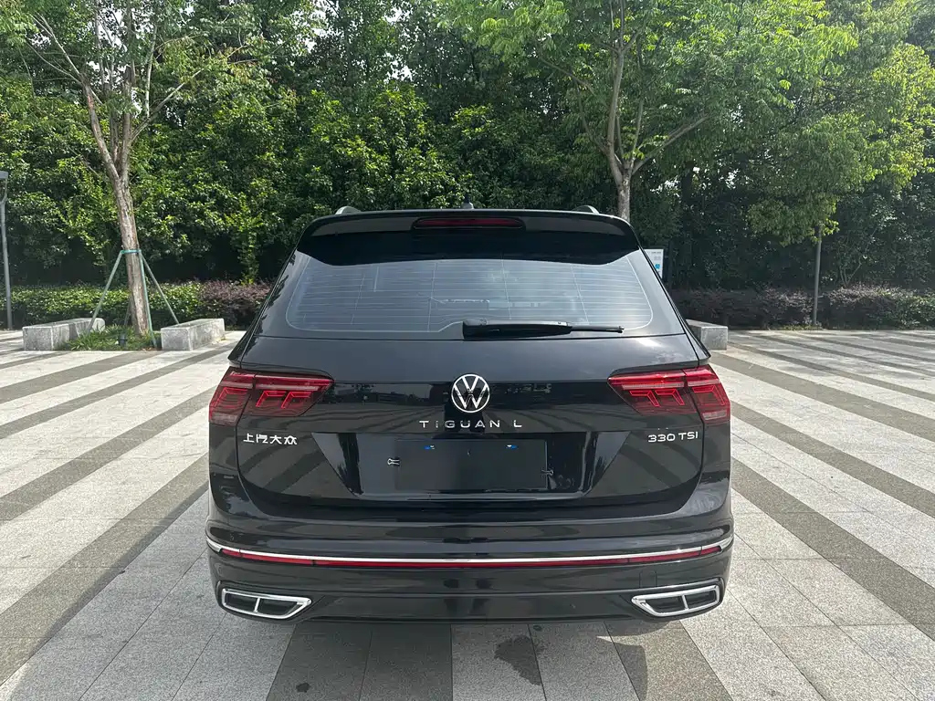 VOLKSWAGEN TIGUAN L 2023