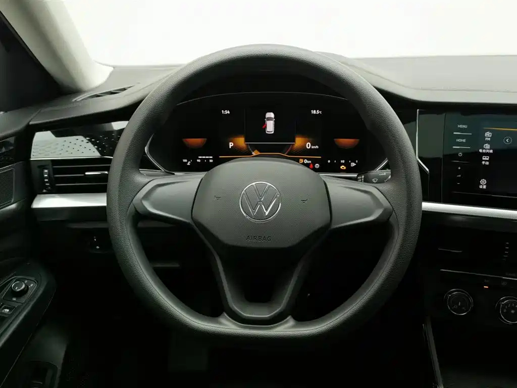 VOLKSWAGEN PASSAT 2022
