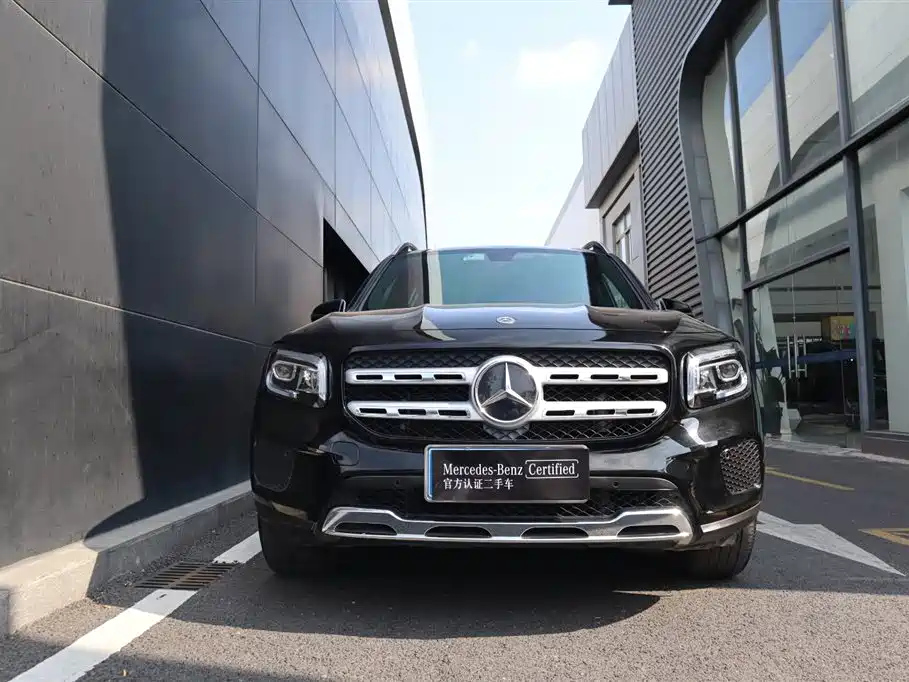 MERCEDES BENZ GLB 2021
