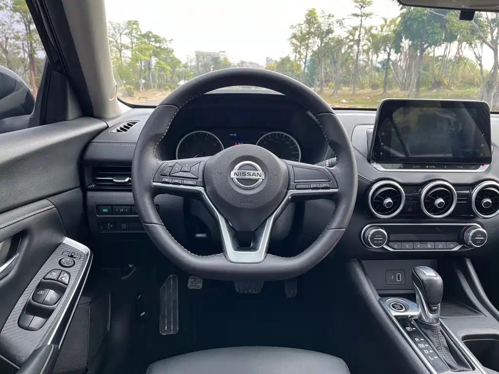 NISSAN SYLPHY 2020