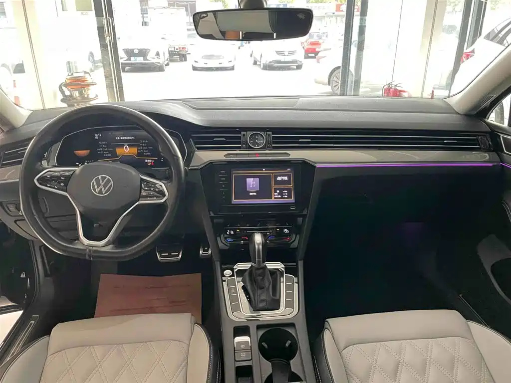 VOLKSWAGEN MAGOTAN 2022