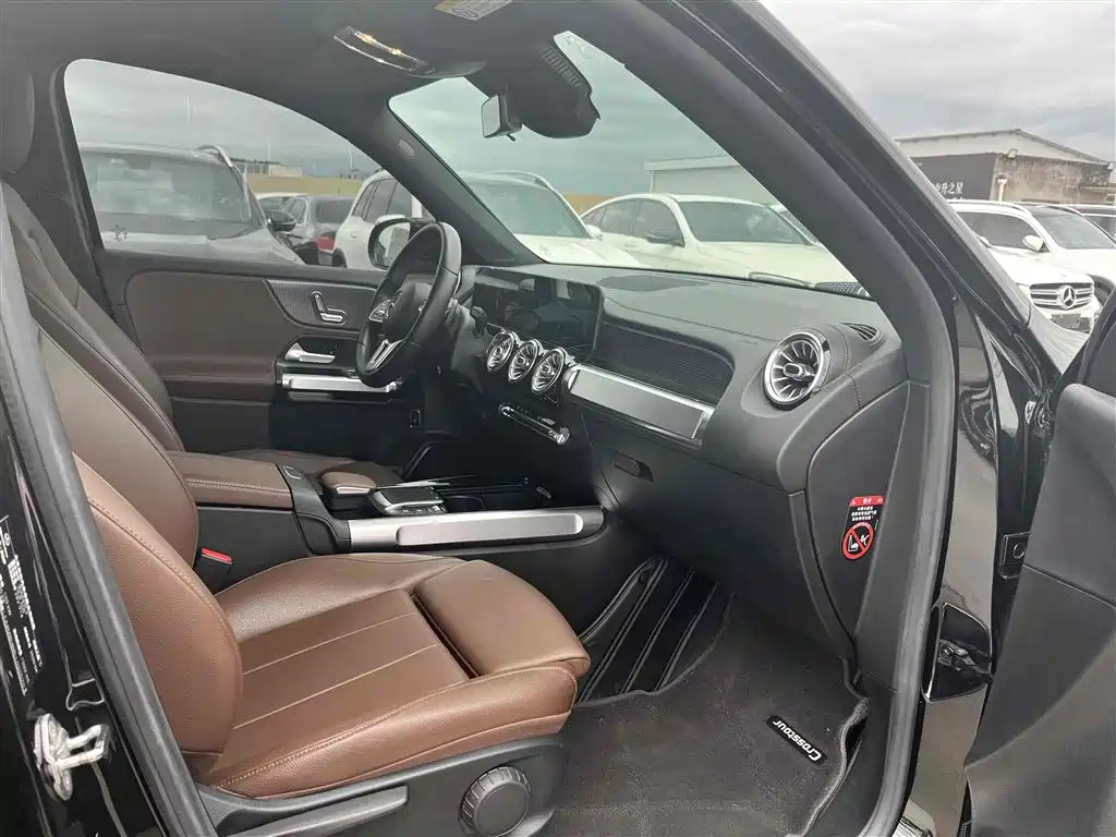 MERCEDES BENZ GLB 2020