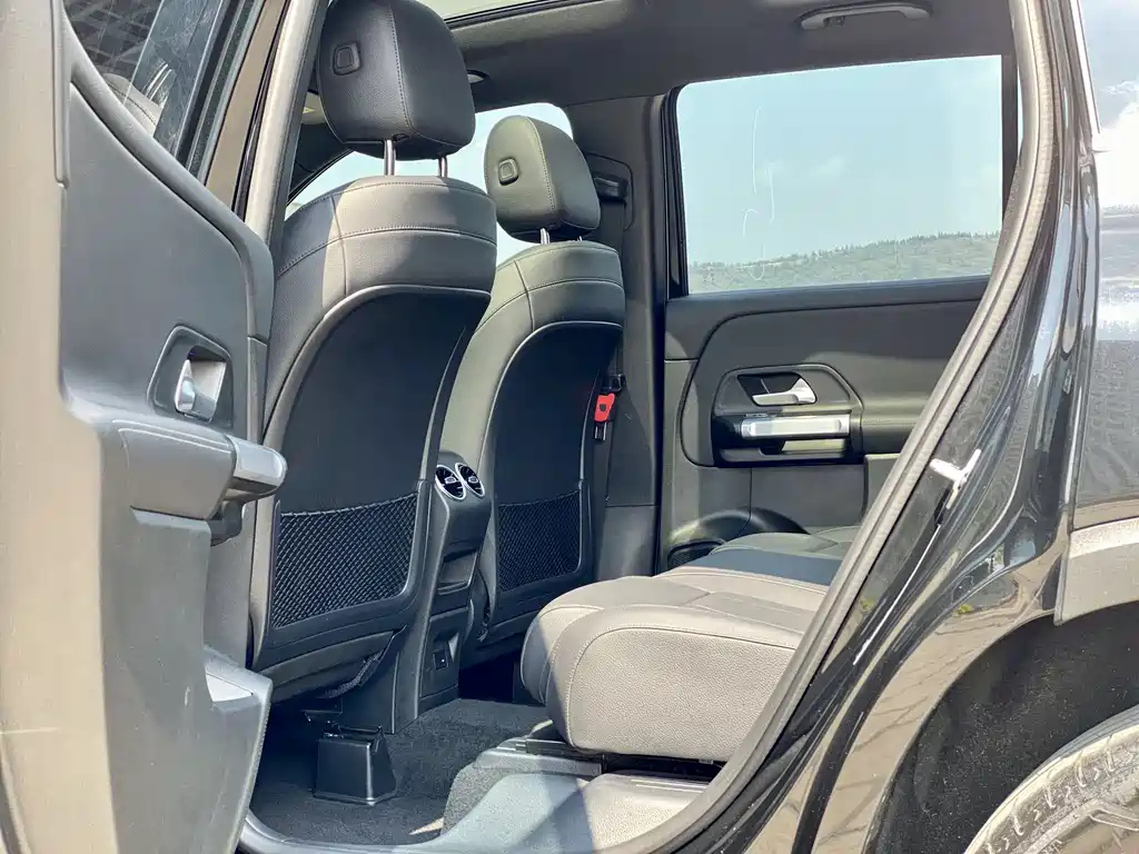 MERCEDES BENZ GLB 2022