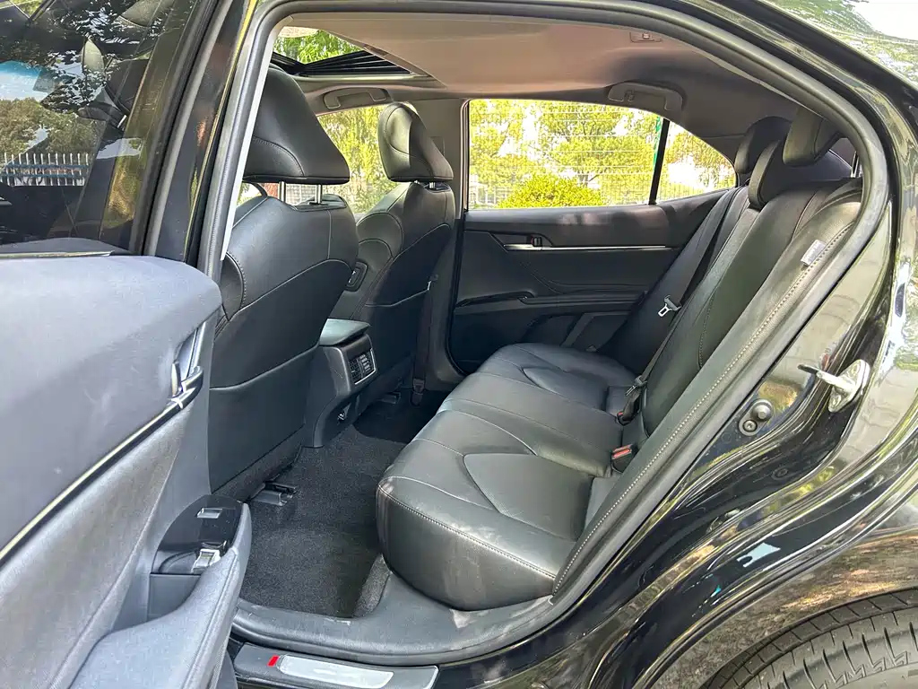 TOYOTA CAMRY 2021