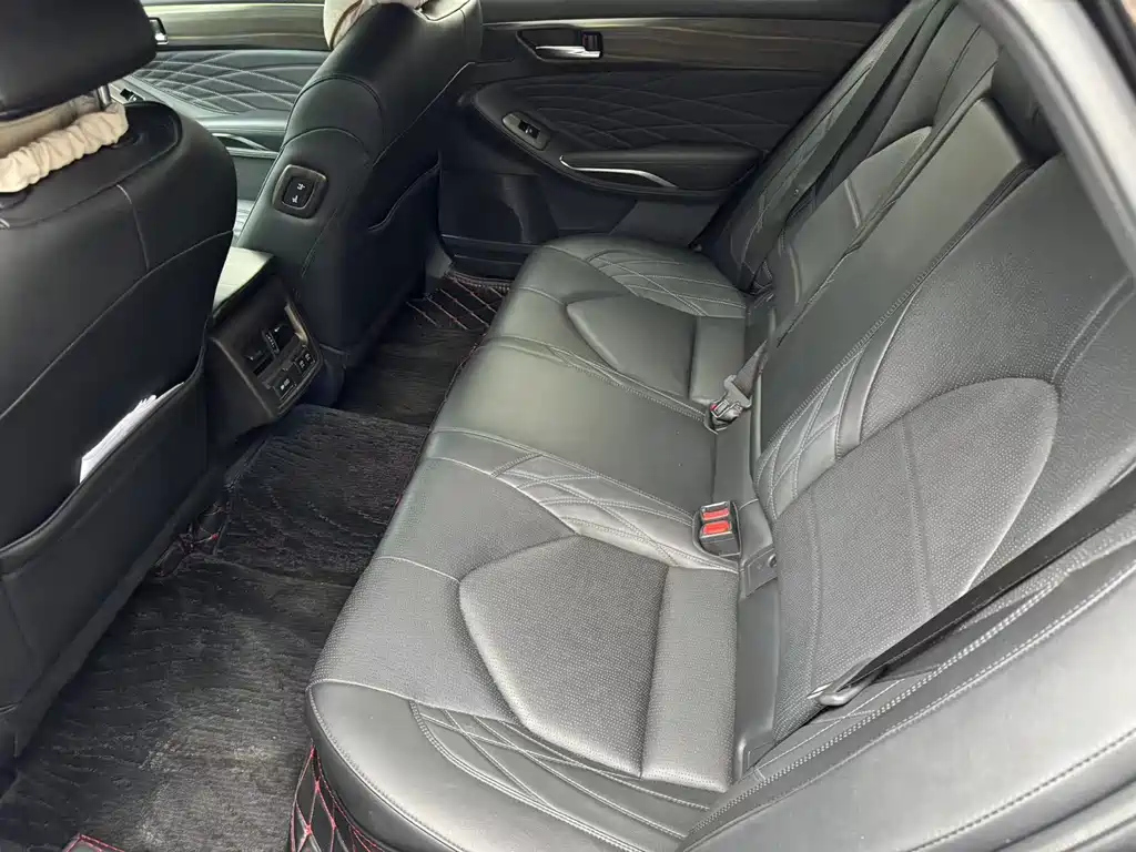 TOYOTA AVALON 2020