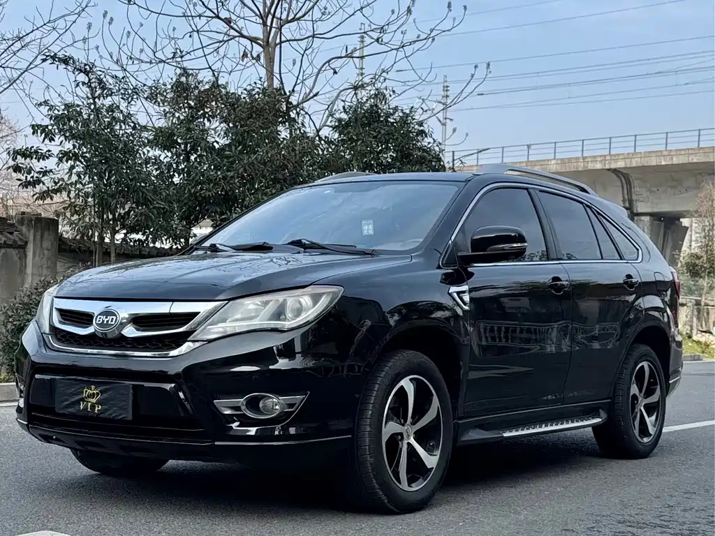 BYD S7 2015