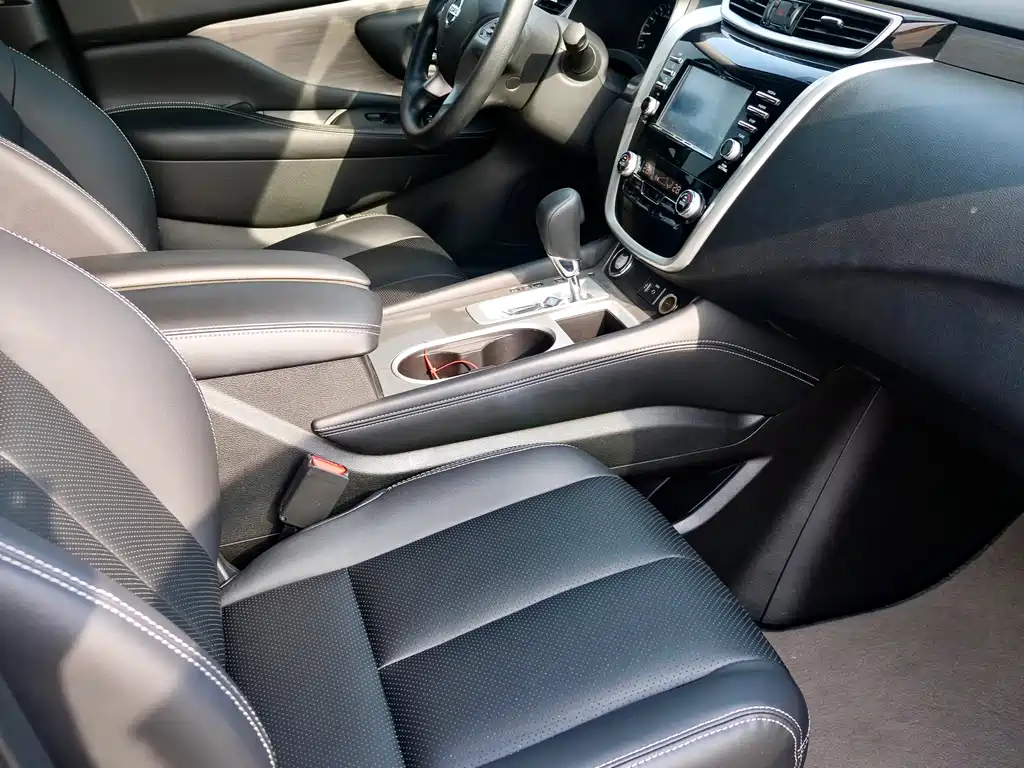 NISSAN MURANO 2023
