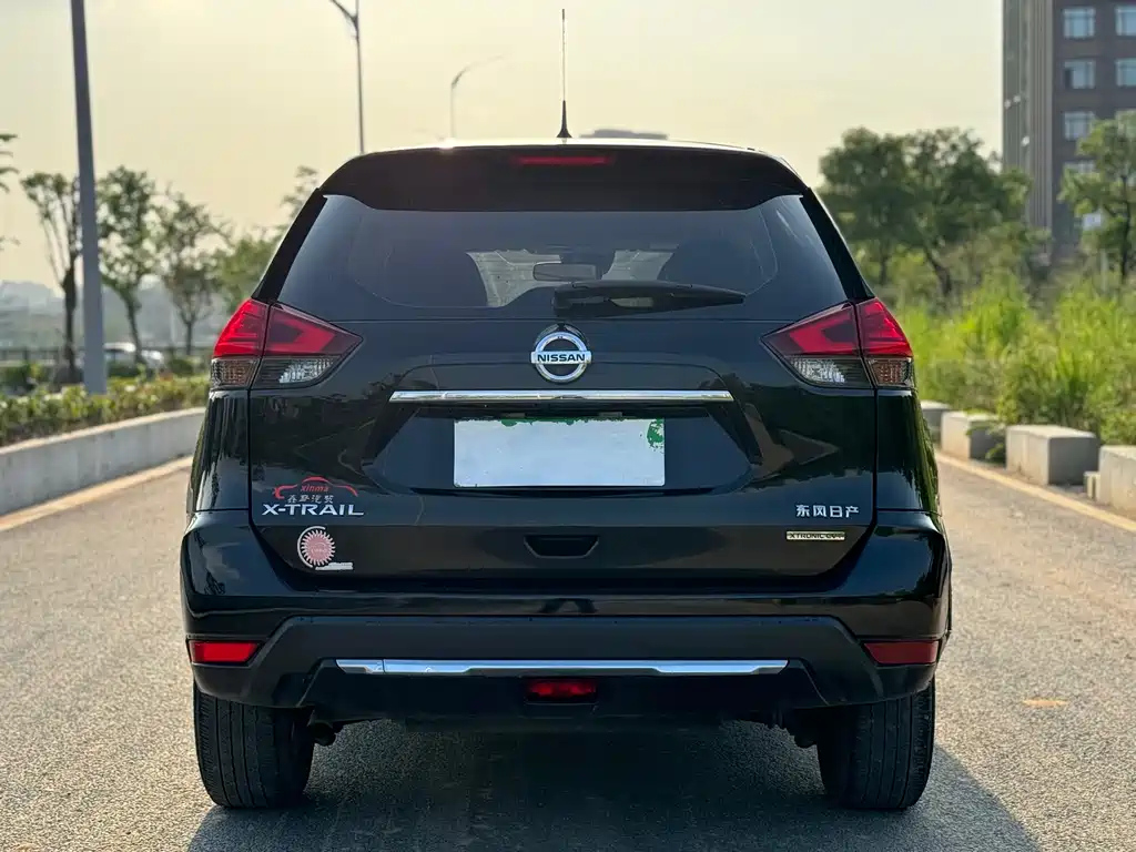 NISSAN X-TRAIL 2019