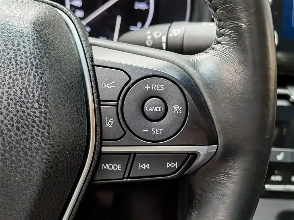TOYOTA AVALON 2021