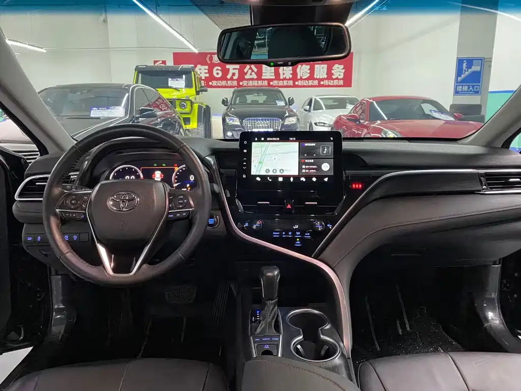 TOYOTA CAMRY 2023