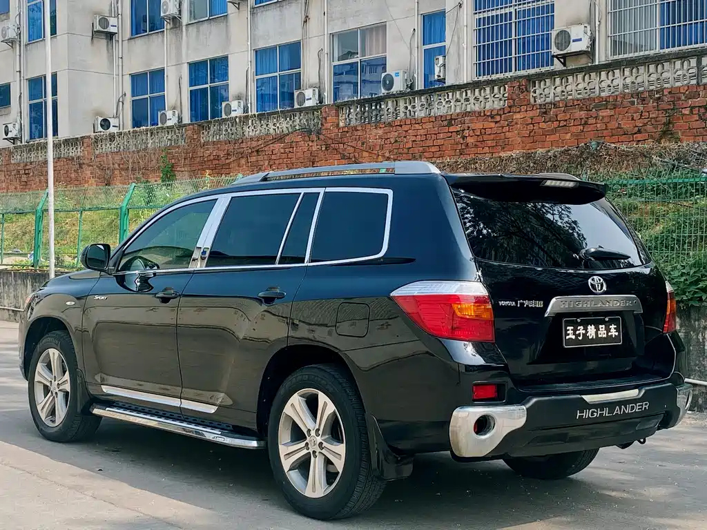 TOYOTA HIGHLANDER 2012