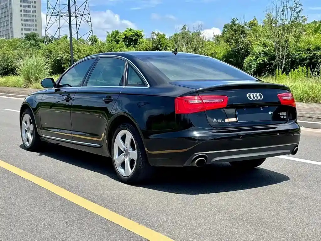 AUDI A6L 2014