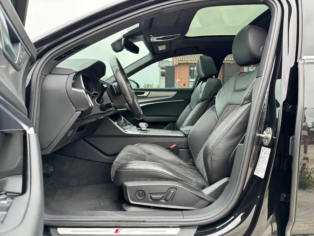 AUDI A6L 2022