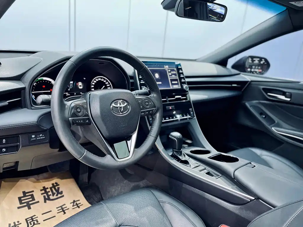 TOYOTA AVALON 2020