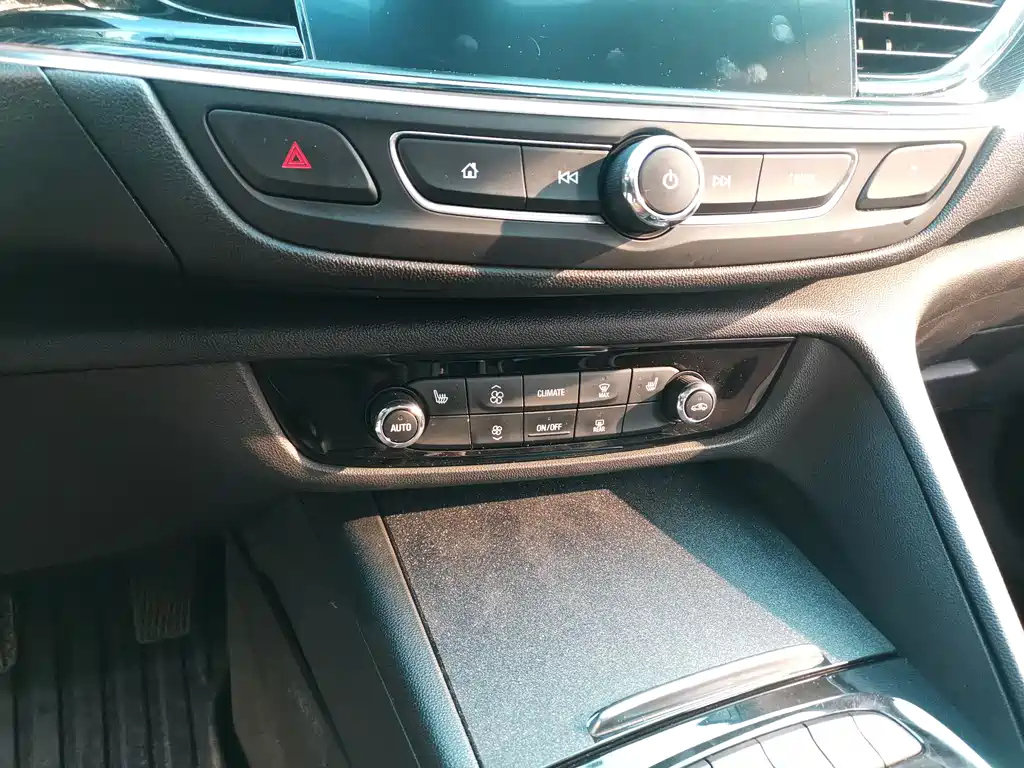 BUICK REGAL 2021