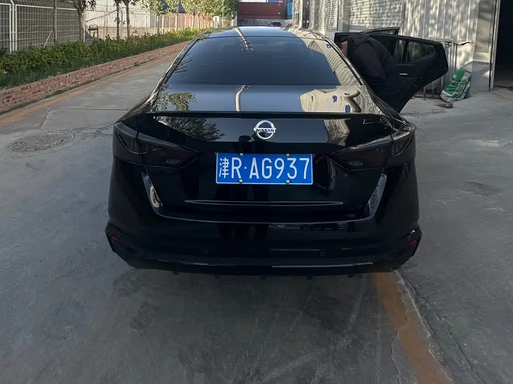 NISSAN TEANA 2021