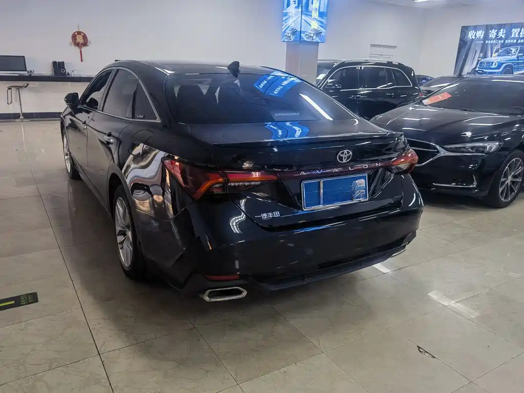 TOYOTA AVALON 2021