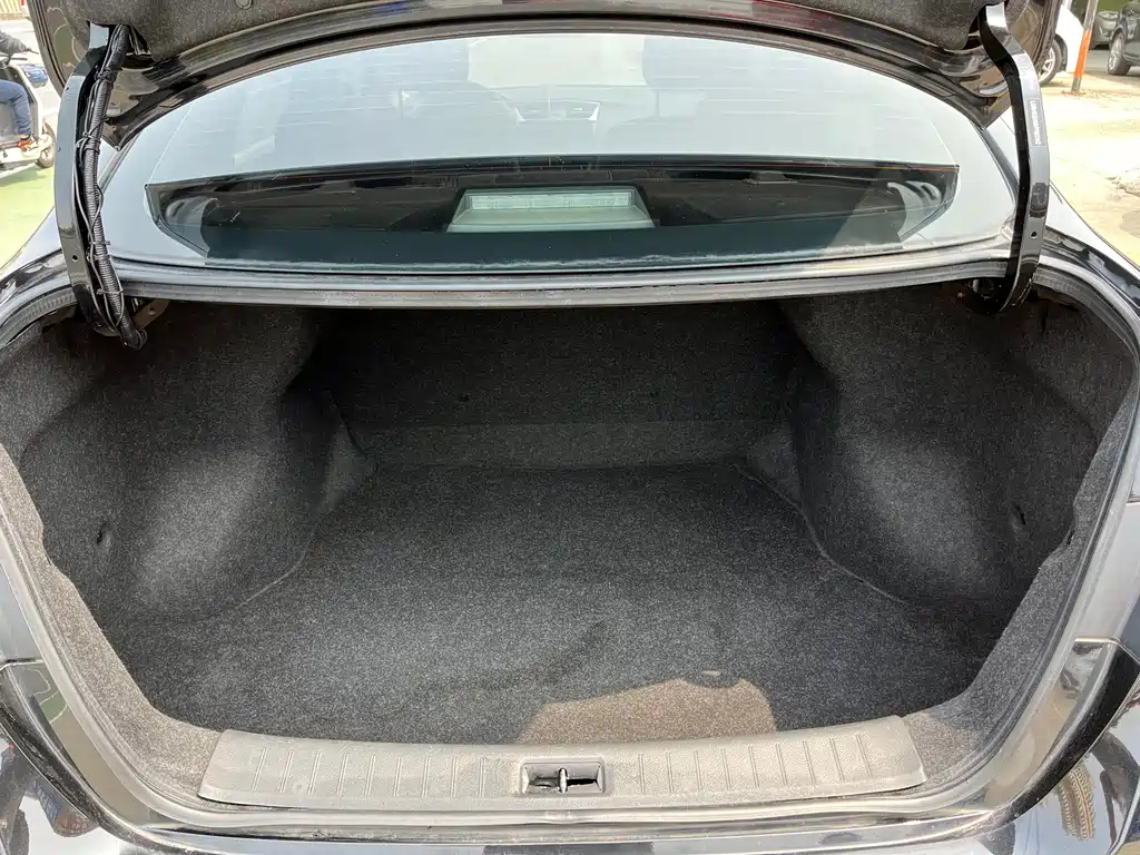 NISSAN SYLPHY 2021