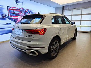 AUDI Q3  2024 YEAR 40 TFSI FASHION DYNAMIC 2024