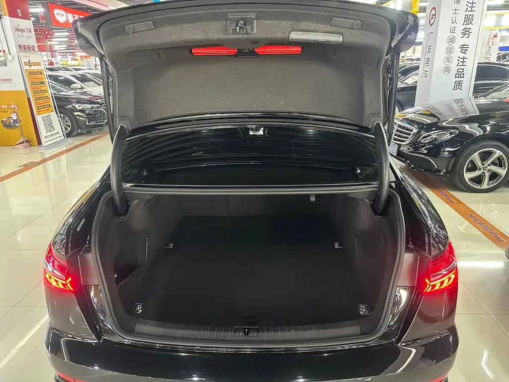 AUDI A6L 2021