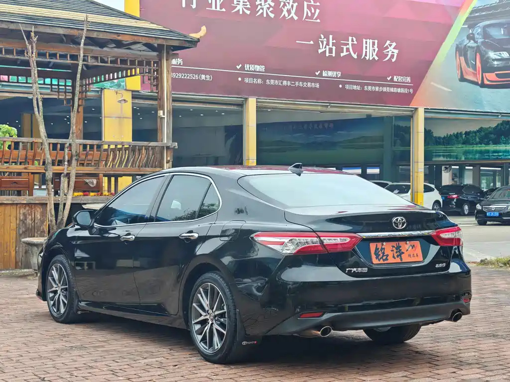 TOYOTA CAMRY 2022