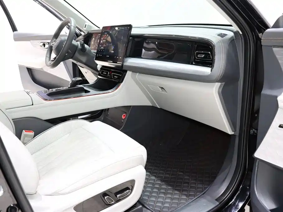TRUMPCHI GS8 2022