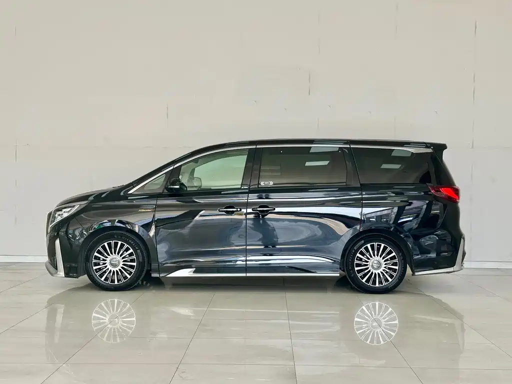 TRUMPCHI M8 2022