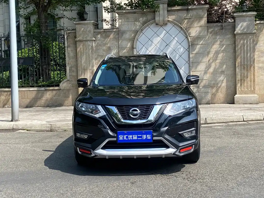 NISSAN X-TRAIL 2017