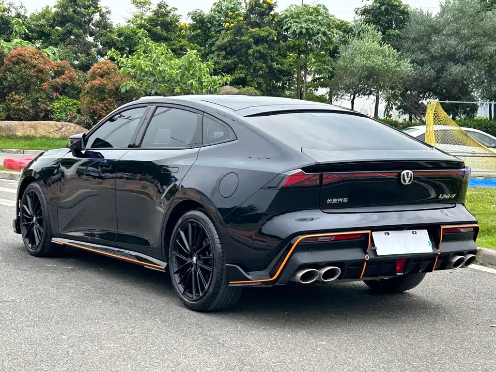 CHANGAN UNI-V 2023