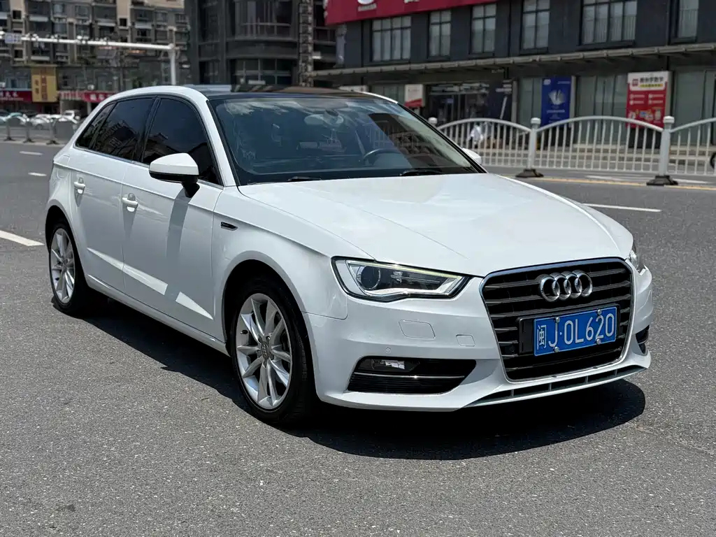 AUDI A3 2014