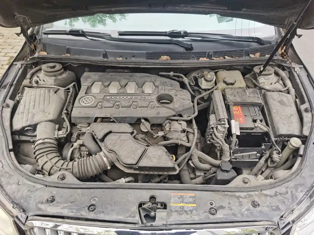 BUICK LACROSSE 2012