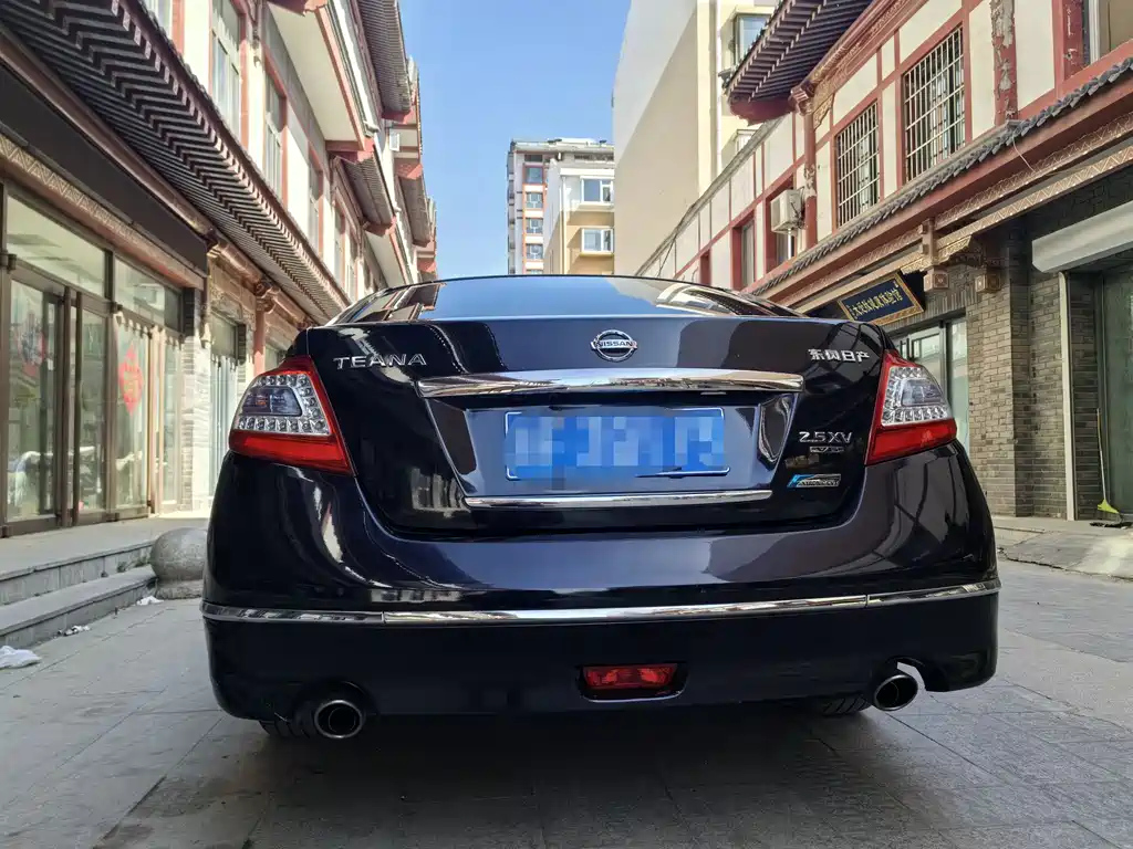 NISSAN TEANA 2012