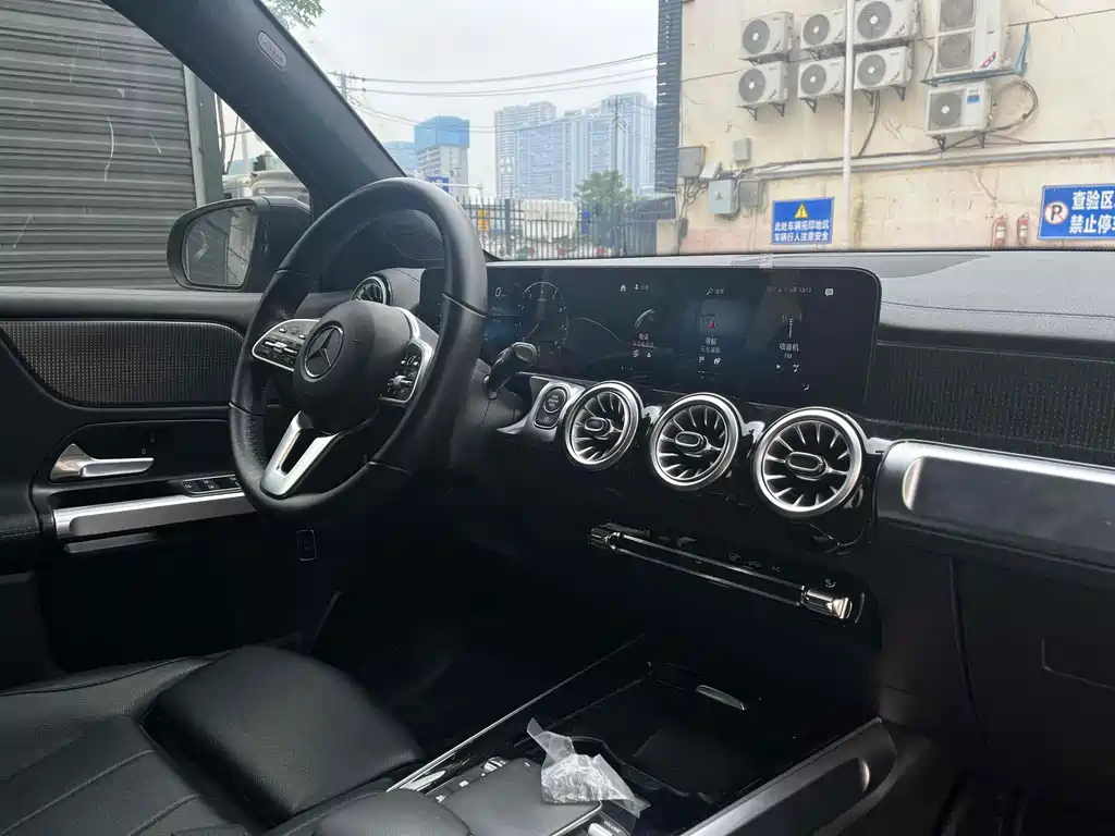 MERCEDES BENZ GLB 2022