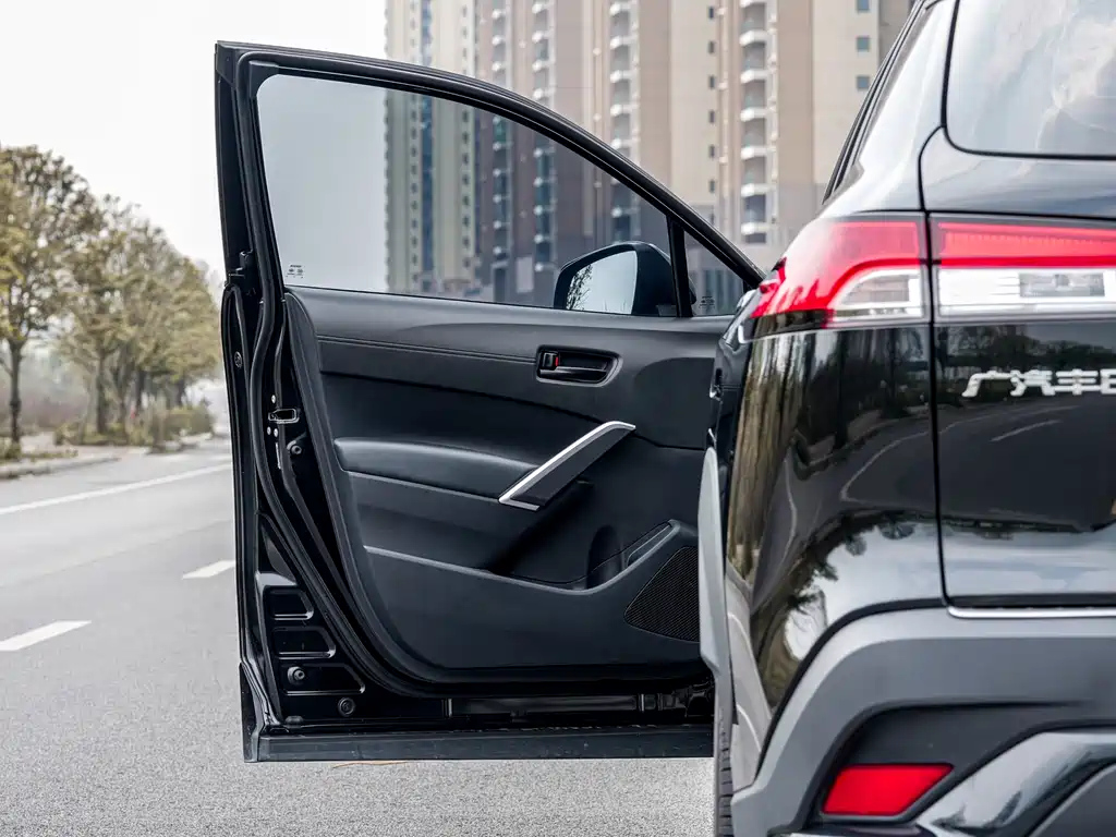 TOYOTA FRONTLANDER 2023