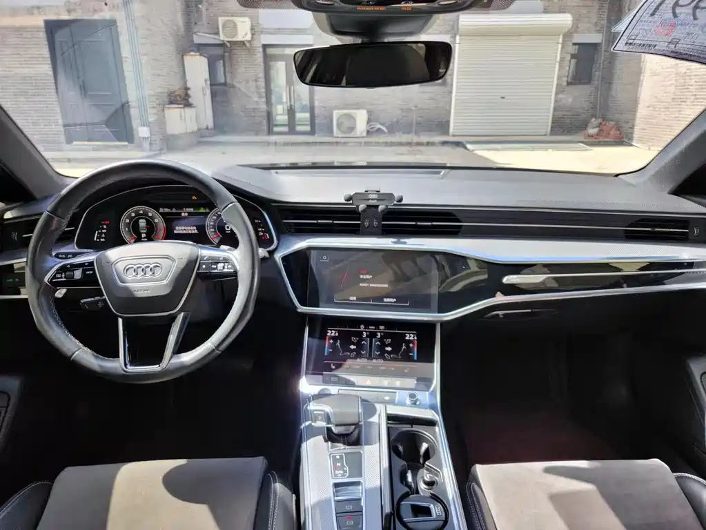AUDI A6L 2022