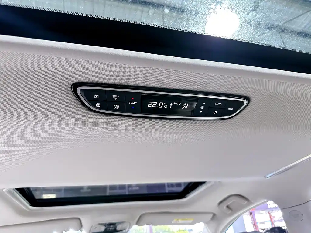 TRUMPCHI M8 2018