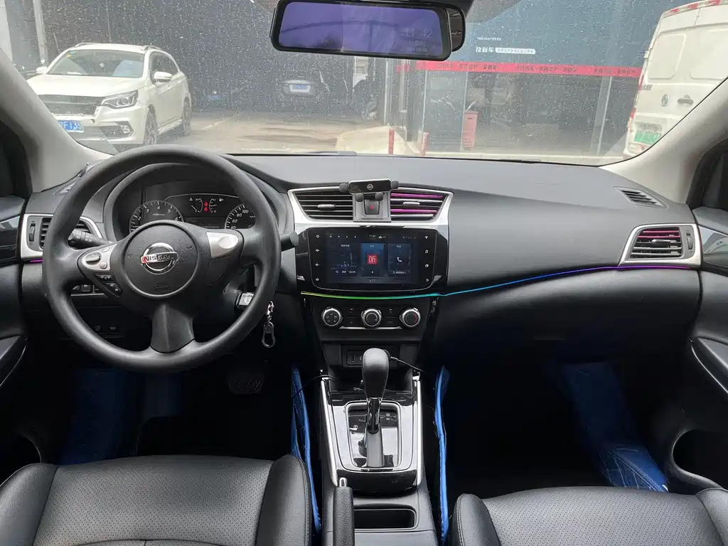 NISSAN SYLPHY 2022