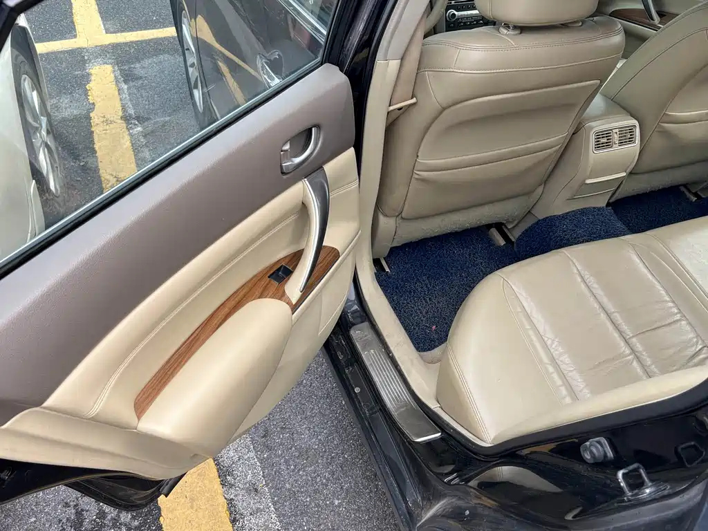 NISSAN TEANA 2012