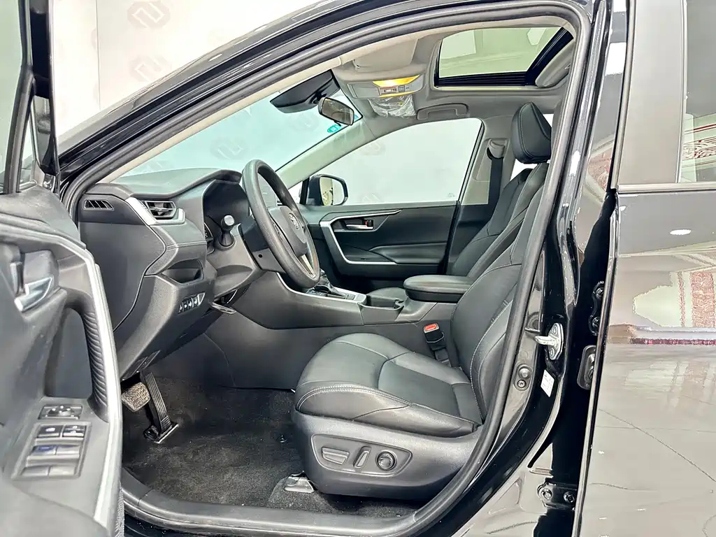 TOYOTA WILDLANDER 2020